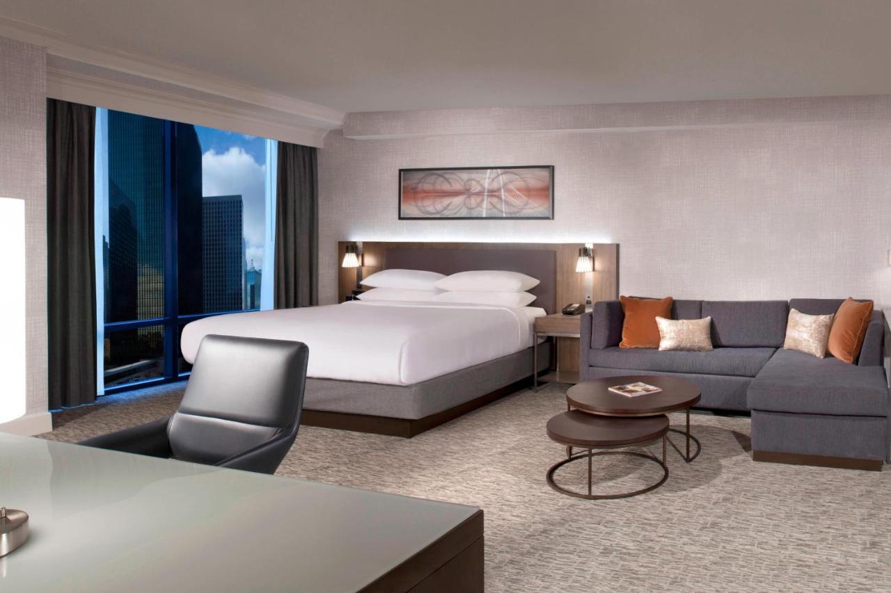 Deluxe Suite,781096335:JPEG