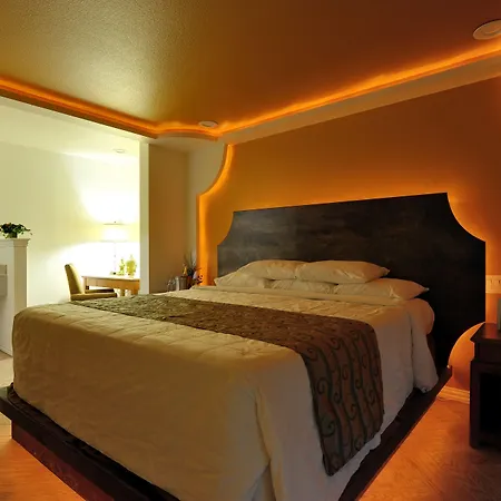 Romantic Inn & Suites-2